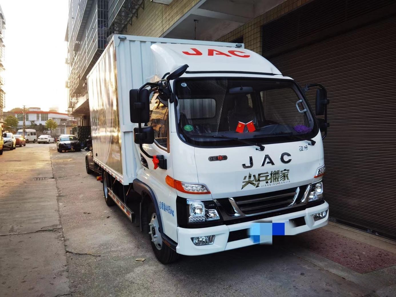 是搬家公司，也是行業尖兵，江淮1卡駿鈴助他成為客戶知音