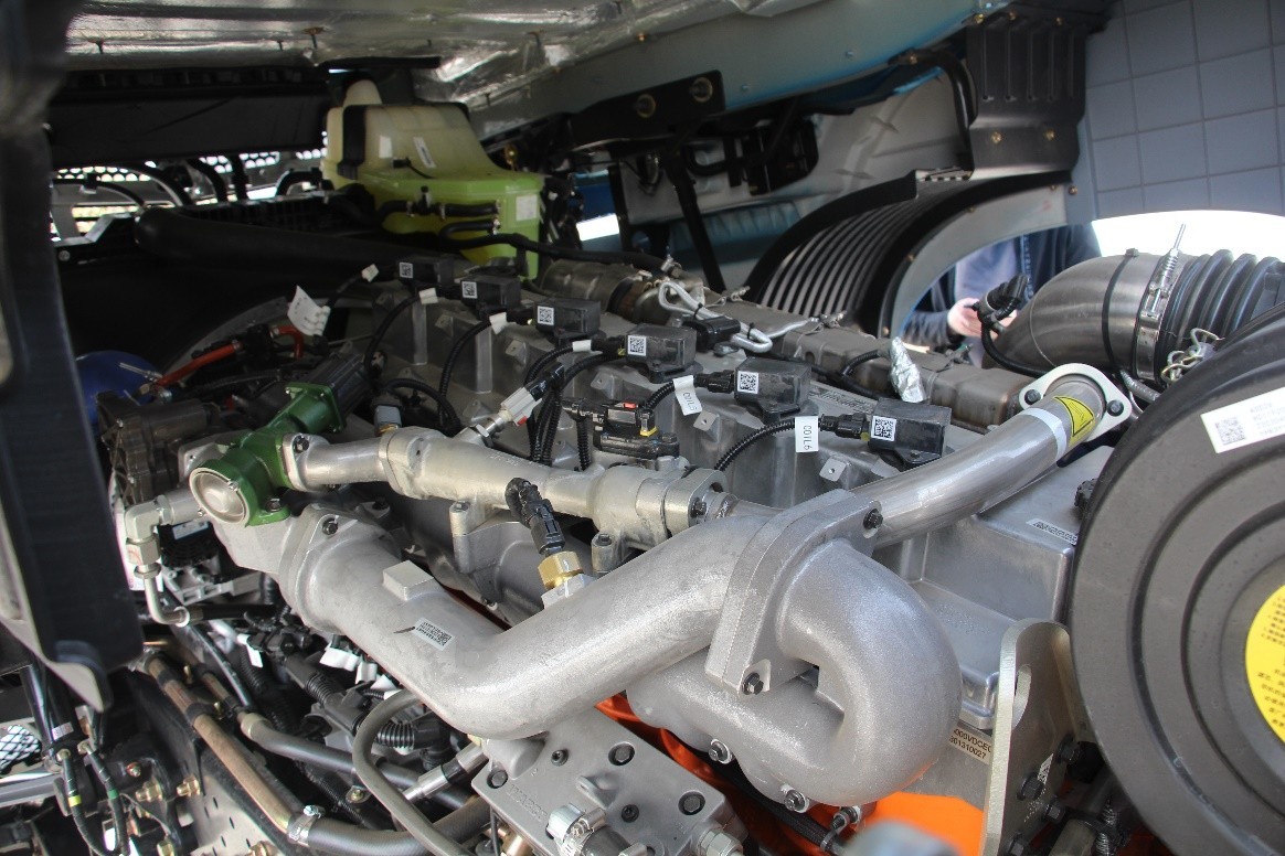 聚焦終端用戶切實需求，歐曼新EST大馬力CNG自動擋重卡來襲