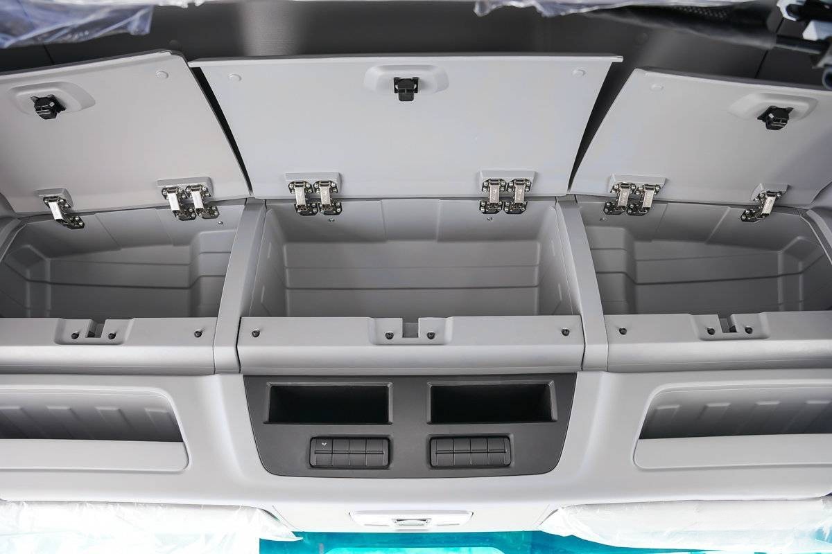 平地板設計 舒適到極致， 奧鈴大黃蜂Plus打造移動之家