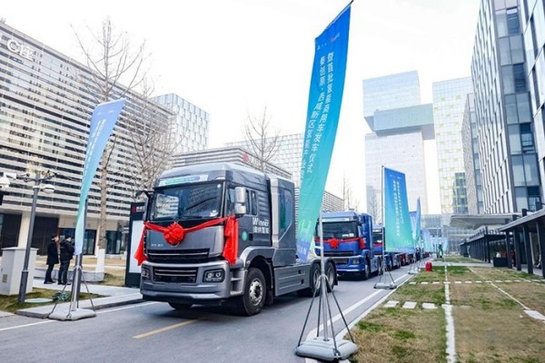 領先未來 陜汽氫燃料電池商用車開發應用居行業前列