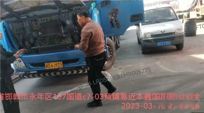 福田戴姆勒：321閃修服務 做卡友最堅實的后勤力量！