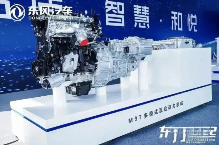 愛了愛了！快來(lái)圍觀東風(fēng)科技創(chuàng)新周上的超燃輕卡