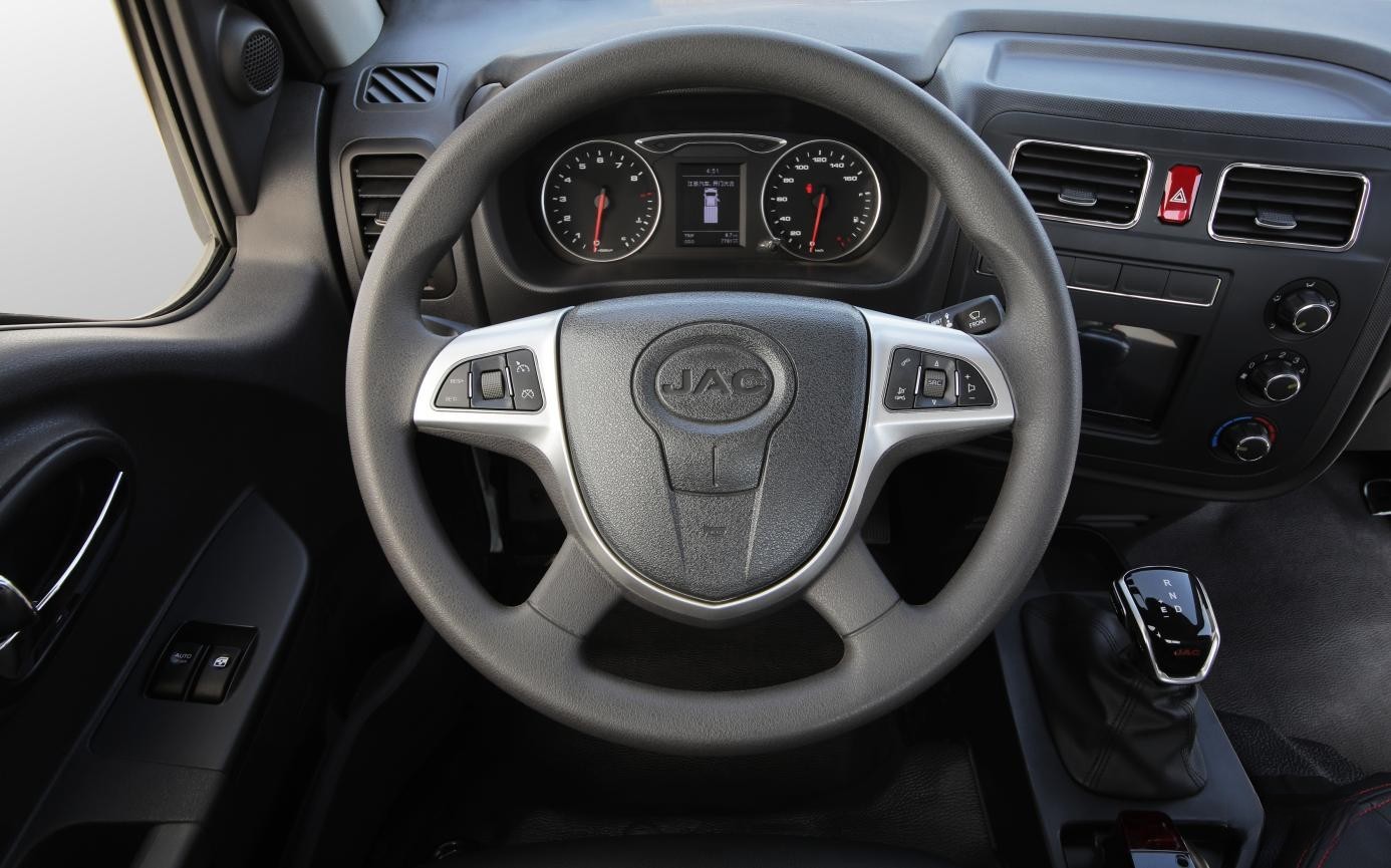 女性卡友的福利，江淮1卡愷達高端自動擋轎卡來了！