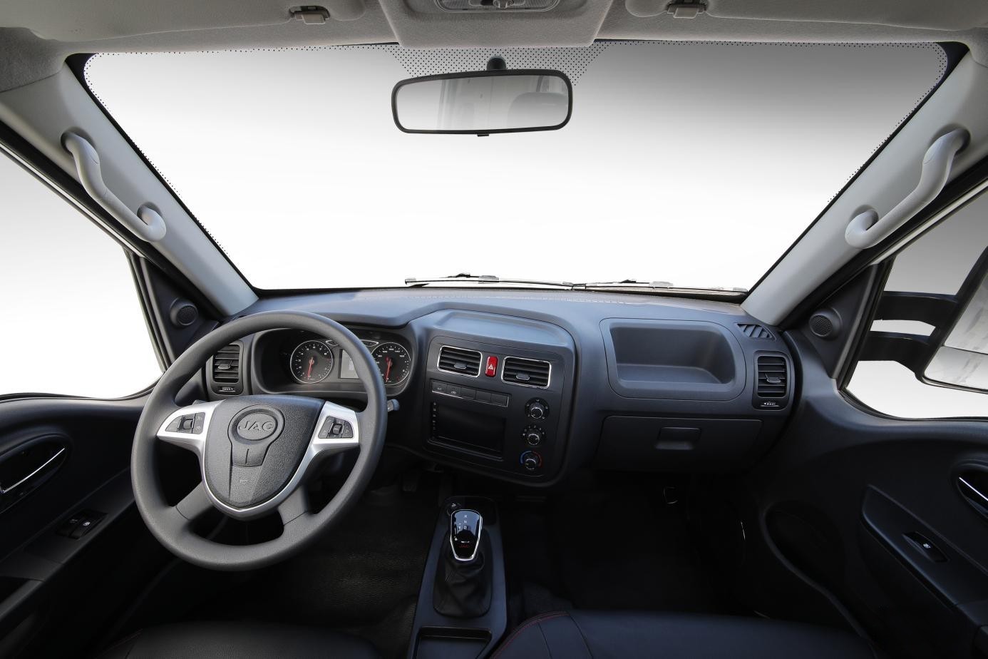 女性卡友的福利，江淮1卡愷達高端自動擋轎卡來了！