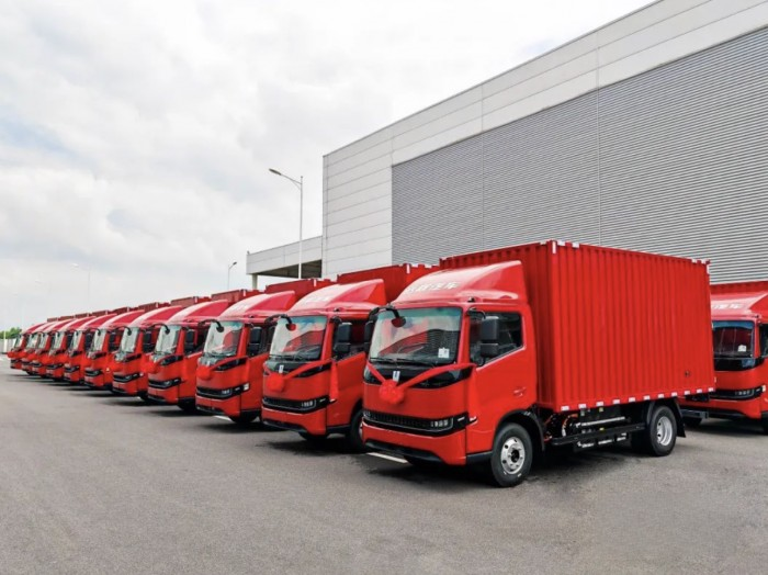 遠程首批輕卡運力交付啟程,綠色城運正式開啟北京運力服務網絡!