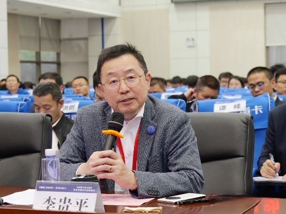 深化變革快發展 巔峰之大領未來！中集車輛與陜汽集團合作再升溫！