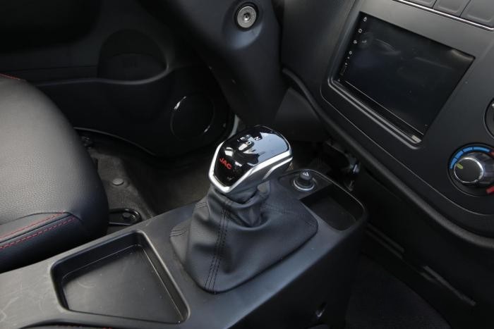 女性福音 小巧靈活的江淮1卡愷達X5出高端自動擋啦！