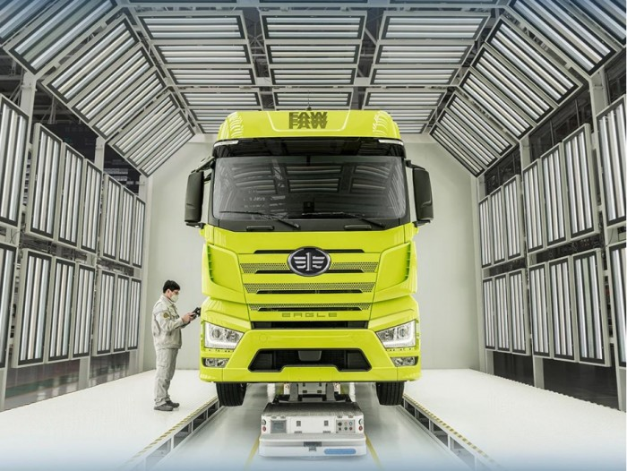 一汽解放J7給您算筆賬，全生命周期提升收益181000元！