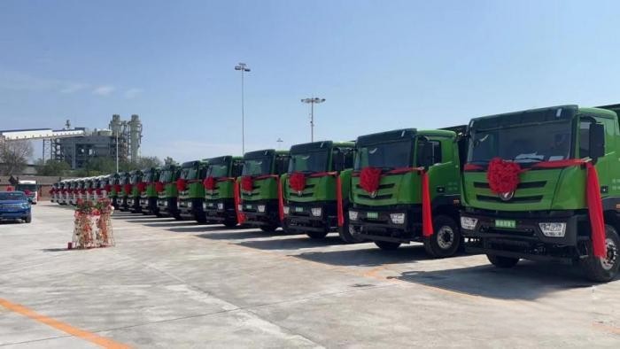 踐行雙碳 綠色升級！45臺歐曼智藍交付張宣科技 賦能鋼廠零碳運輸