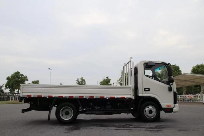 五大價值、內外兼修,江淮1卡帥鈴S3為小卡運輸帶來高效新選擇