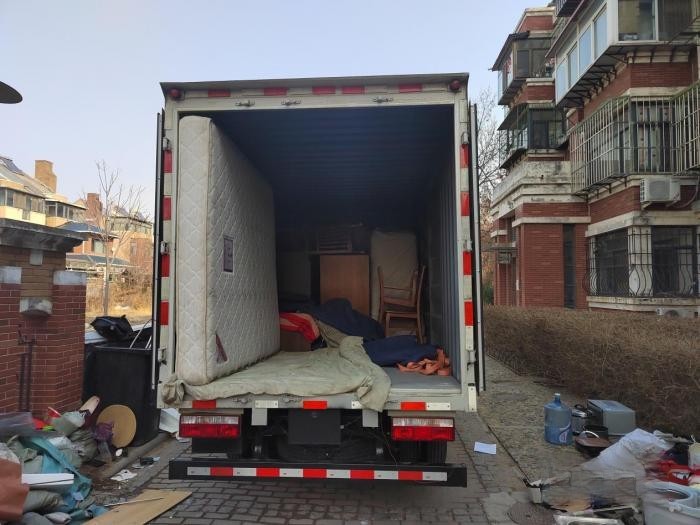 搬家運輸怕限行？他用江淮1卡駿鈴聚寶盆帶著老鄉一起致富