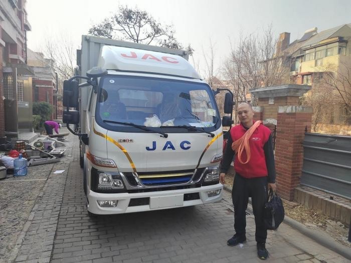 搬家運輸怕限行？他用江淮1卡駿鈴聚寶盆帶著老鄉一起致富