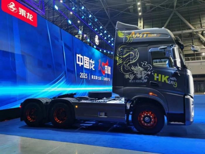 王者風(fēng)范 智領(lǐng)未來(lái)，全新一代高端重卡乘龍HK強(qiáng)勢(shì)駕臨