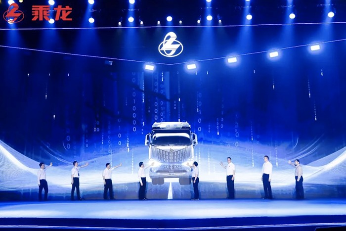 東風柳汽乘龍+玉柴機器全新機型重磅推出！