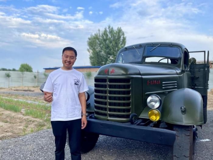 “老爺車天鷹”：修復老解放卡車 續寫解放情懷