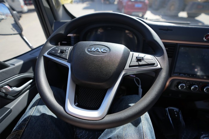 混動1號駿鈴聚寶盆 解決了20多年運送家電老司機的各種痛點