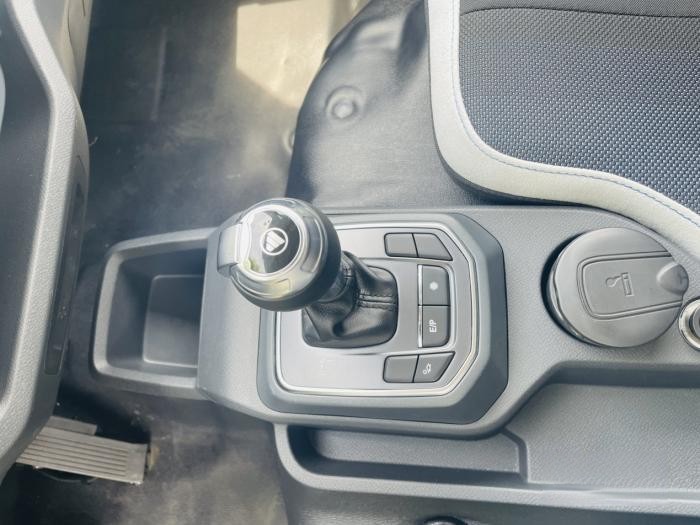 深度解讀行業(yè)首款A(yù)MT自動擋+獨立懸掛輕卡-歐馬可X pro