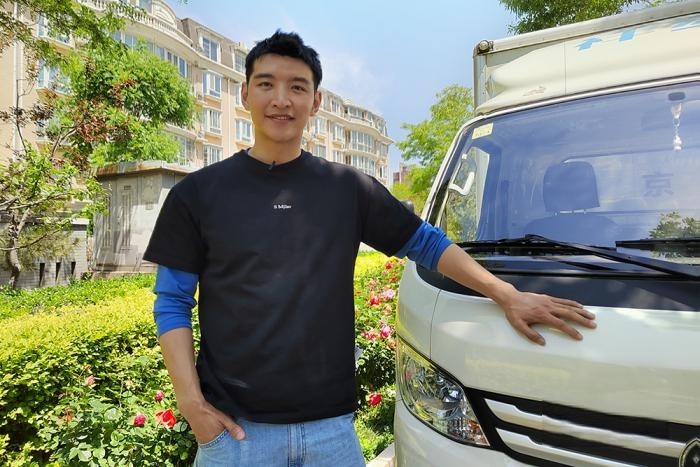 從送外賣到送貨物,王俊熹選擇與祥菱M2并肩奮斗