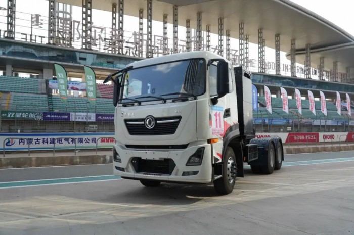 東風(fēng)商用充換電一體牽引車，獲獎(jiǎng)了！