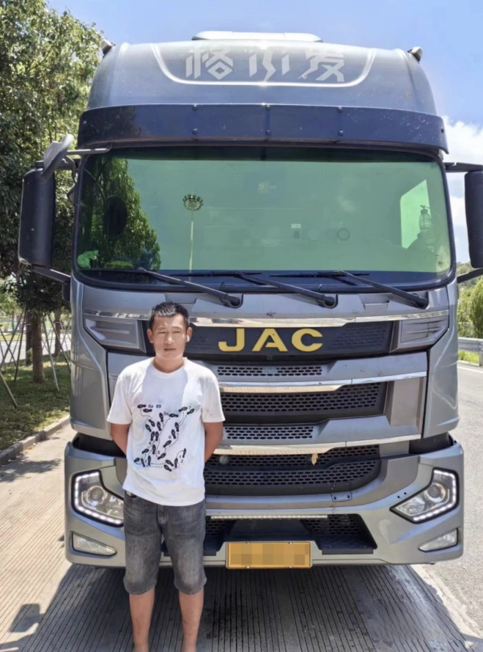 江淮格爾發(fā)重卡:“老司機(jī)”開新車照樣13個(gè)油，聽說有秘訣