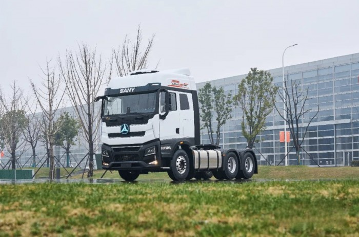 三一重卡勇當“碳路先鋒”，全系產品超前切換國六b