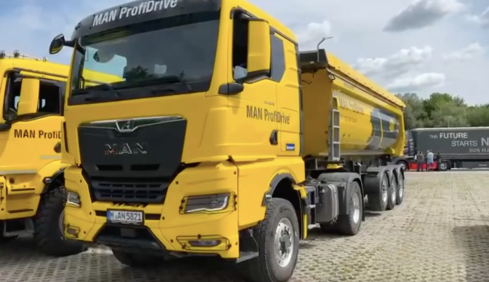 【試駕】曼恩自卸車 感受絲滑的駕駛體驗