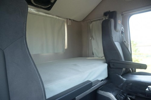 國產高端重卡新標桿，東風天龍GX重卡詳解！