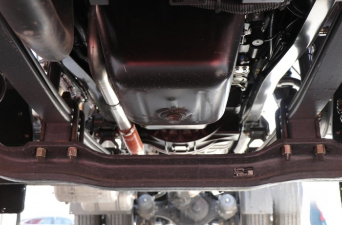 創富路上，乘龍H5 LNG超輕版牽引車一路守護