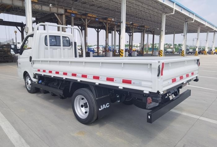 把貨物當(dāng)自己的認(rèn)真對(duì)待,他用江淮1卡愷達(dá)贏得用戶信賴