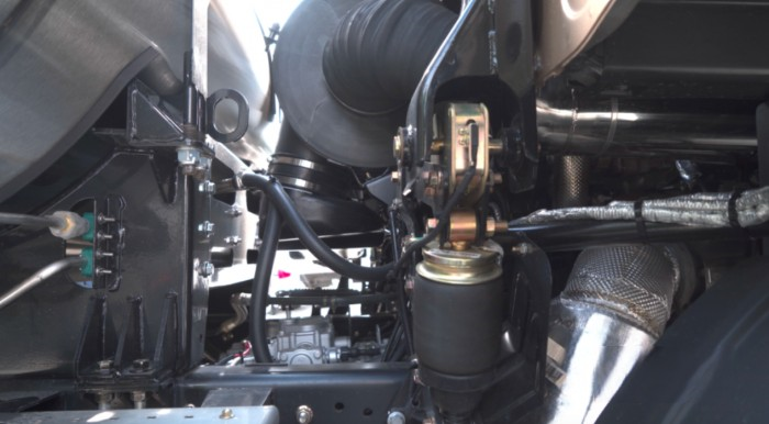 聯合C9登陸貴州 收獲訂單60臺！卡二代白領計劃收獲用戶點贊