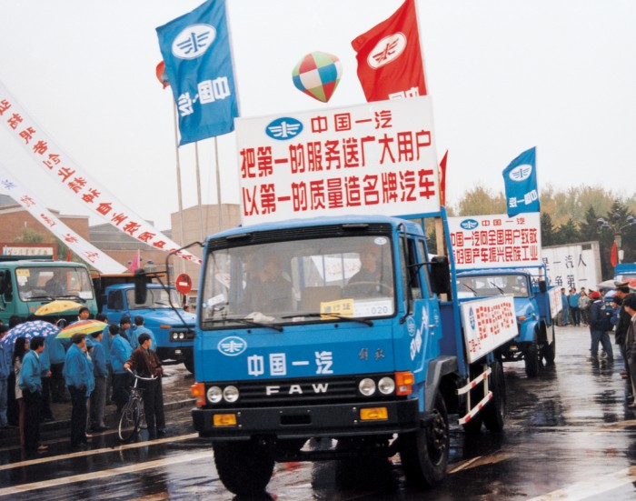 吹響解放卡車平頭化的第一聲號(hào)角-解放六平柴發(fā)展史