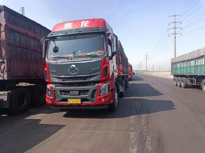 買到就是賺到!15年老司機對乘龍H5超輕版LNG贊嘆不已