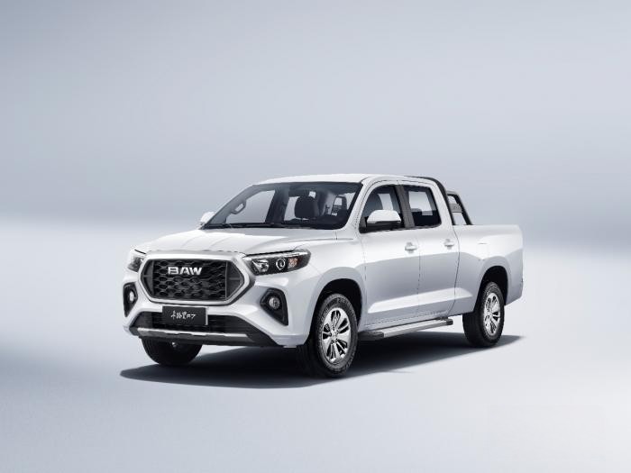 為奮斗者代言 北汽制造創富雙子星8AT超值上市！