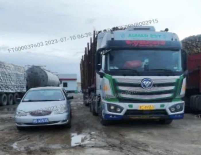 青藏雨夜救援，歐曼人不懼艱險(xiǎn)！