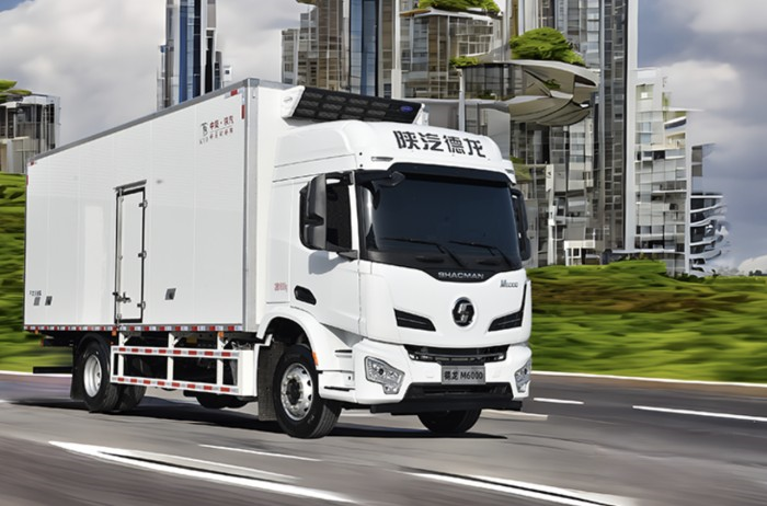 陜汽M6000一身真材實料，助力全程穩盈！