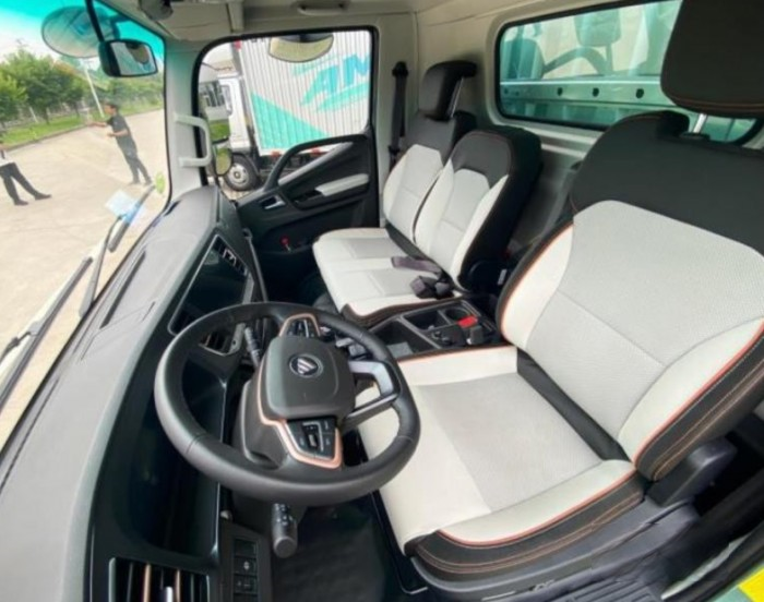 專為新手卡友打造,福田汽車自動擋輕卡助力城配運輸