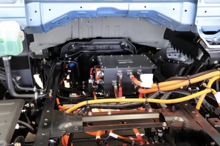 長(zhǎng)續(xù)航、更安全，藍(lán)擎·悅EH Pro再樹(shù)高端電動(dòng)輕卡新標(biāo)桿