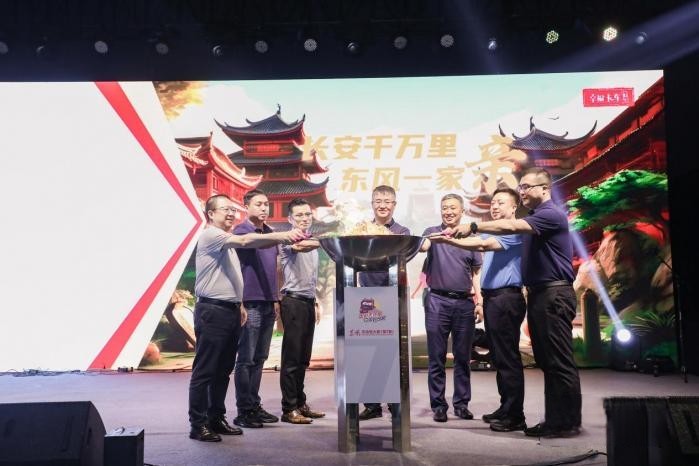 9月1日，東風(fēng)天龍哥大賽（第7季）報(bào)名通道正式開(kāi)啟！