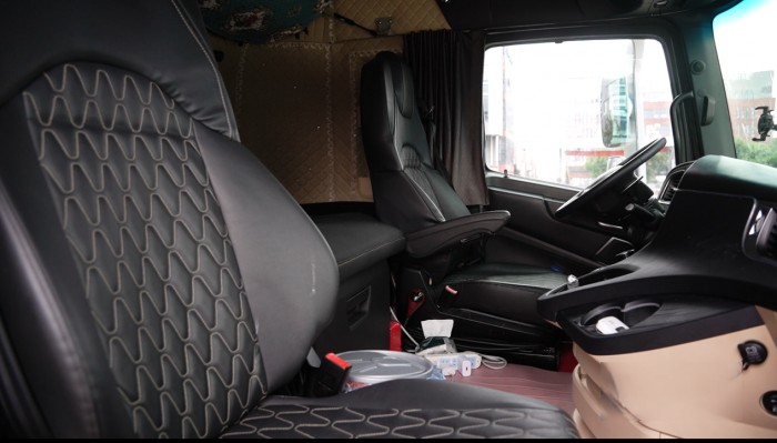 【我和我的銀河】接棒父輩的貨運使命,王歡駕駛銀河踏上新征程