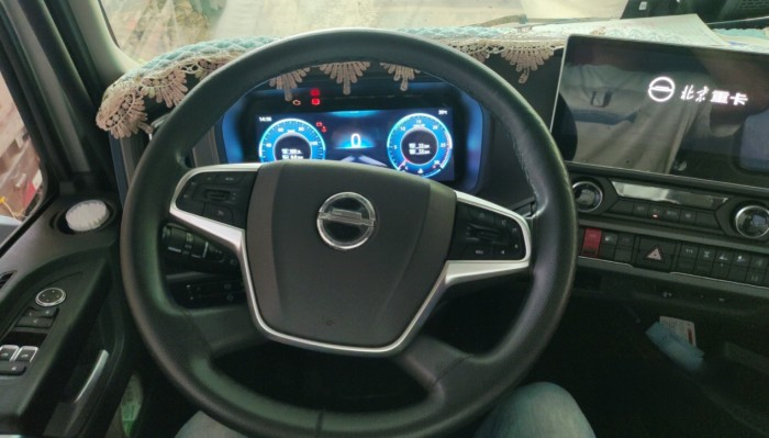 開著北京重卡出國門 卡友單永進:這臺車選對了!