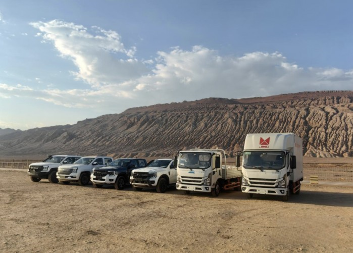 高溫下的極致:江鈴樂行新能源旗下產品無懼“烤”驗,實力盡顯