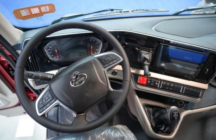 兼顧時(shí)效與油耗,黃師傅分享與乘龍H5V的綠通故事