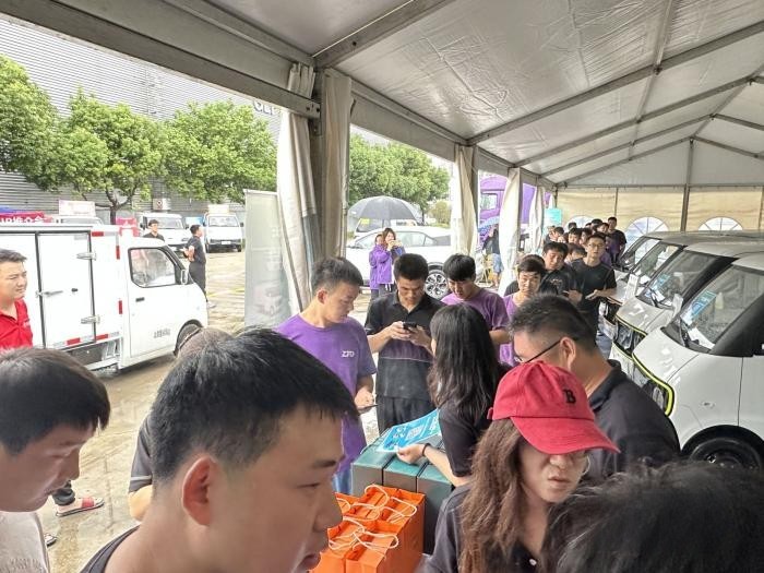 內購會啟動，大力牛魔王汽車與中通快遞攜手助力快遞小哥提效增收