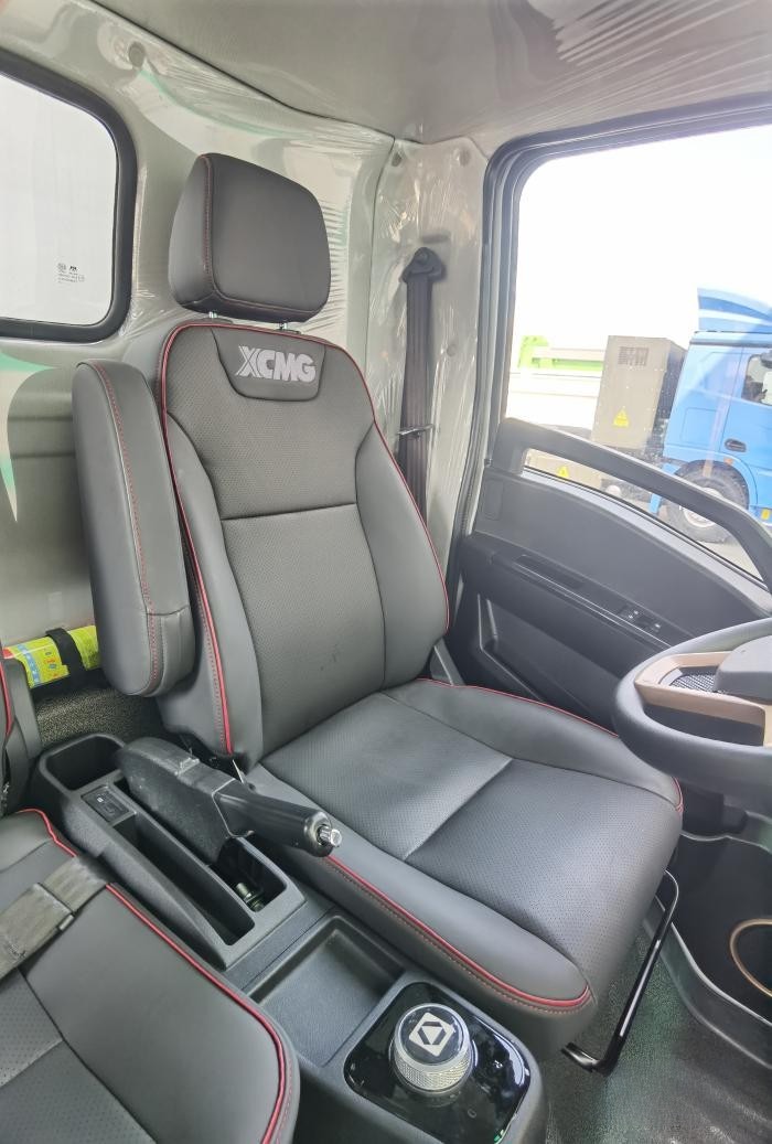 輕卡界精英 “六邊形”戰士徐工漢馳巨能星夠頂流