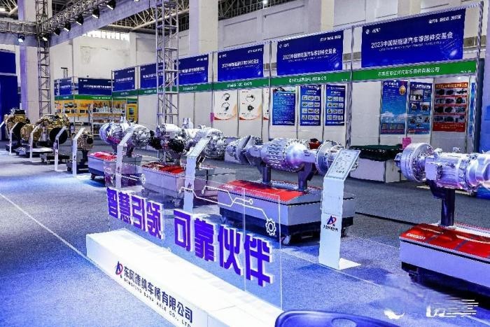 龍擎智造+東風德納電驅,東風商用車點亮2023中國新能源汽車零部件交易會