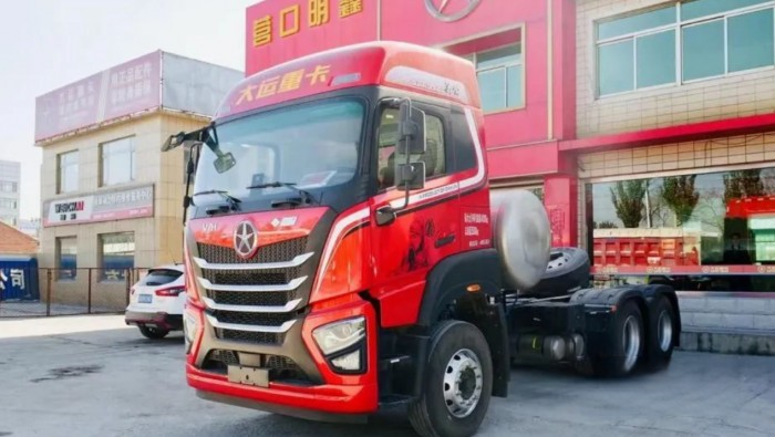 百公里氣耗28.7kg，大運V7H 燃氣牽引車一年多賺3萬元