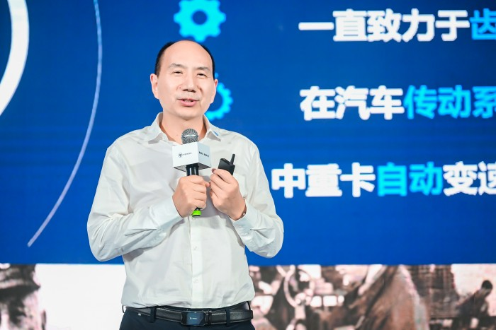 舒省更自由！ 歐航開(kāi)啟中國(guó)自動(dòng)擋中卡3.0時(shí)代