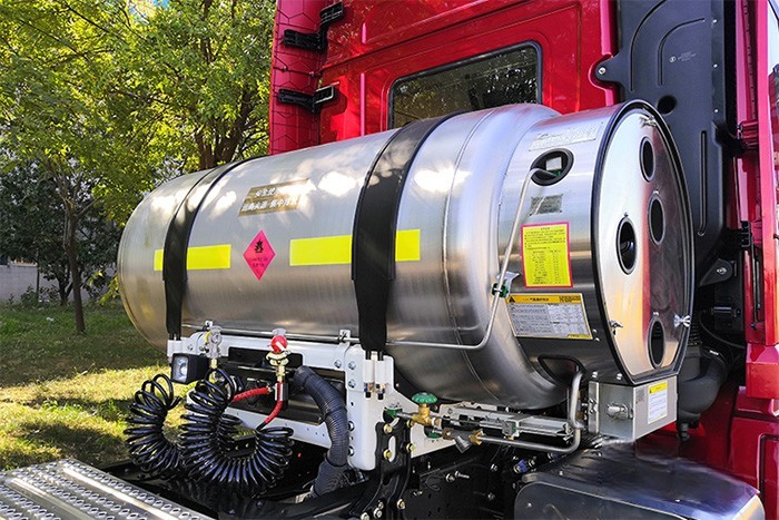 德龍X5000低成本、高效率、品質(zhì)硬，強(qiáng)勁實(shí)力在運(yùn)輸路上所向披靡，為你的創(chuàng)富加力！