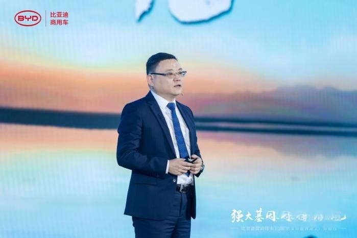 為輕卡開(kāi)山！比亞迪混動(dòng)輕卡T5與時(shí)俱進(jìn)展新顏！