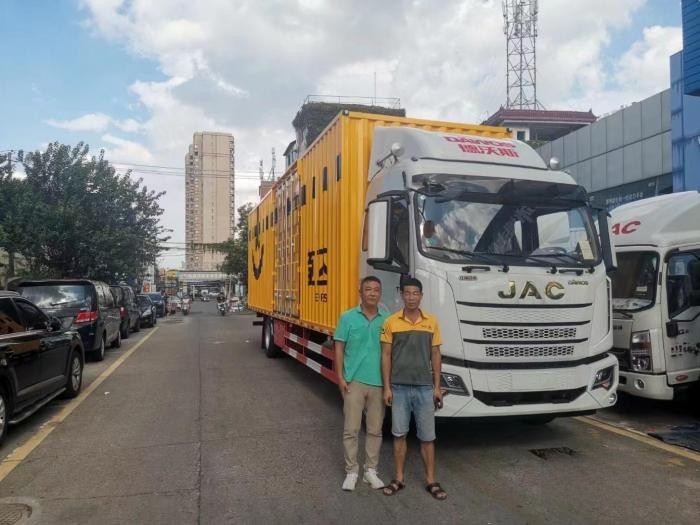 從城際到最后一公里 江淮1卡全程護(hù)航“雙十一”運(yùn)輸高峰！